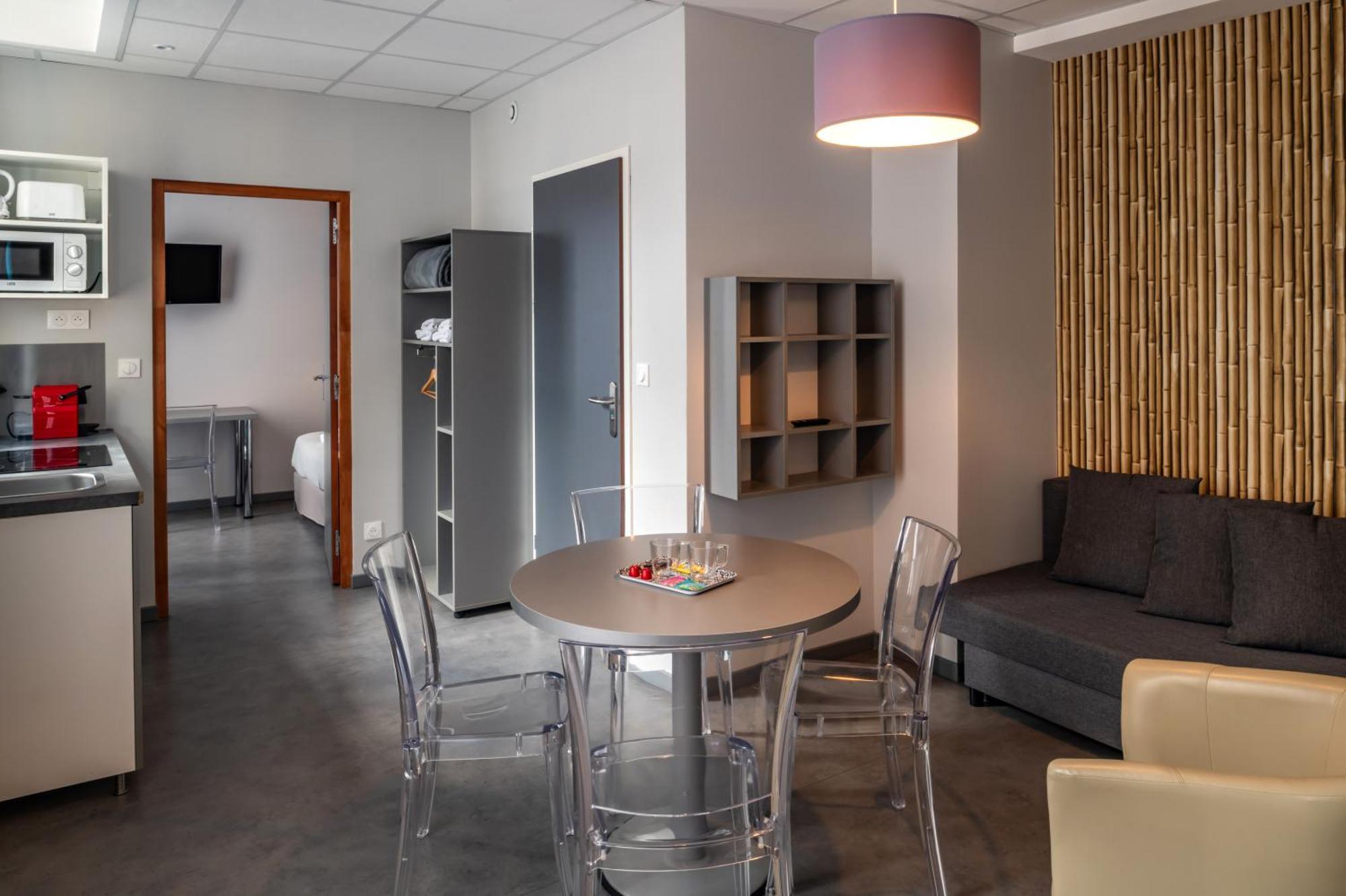 Smart Appart Caen Republique Экстерьер фото