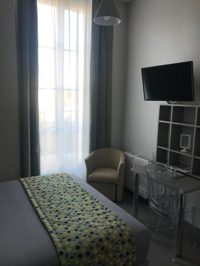 Smart Appart Caen Republique Экстерьер фото